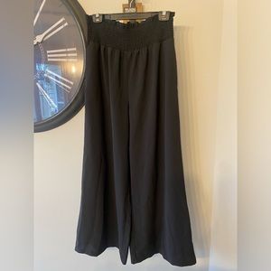 Black trouser / wide leg pants Size L